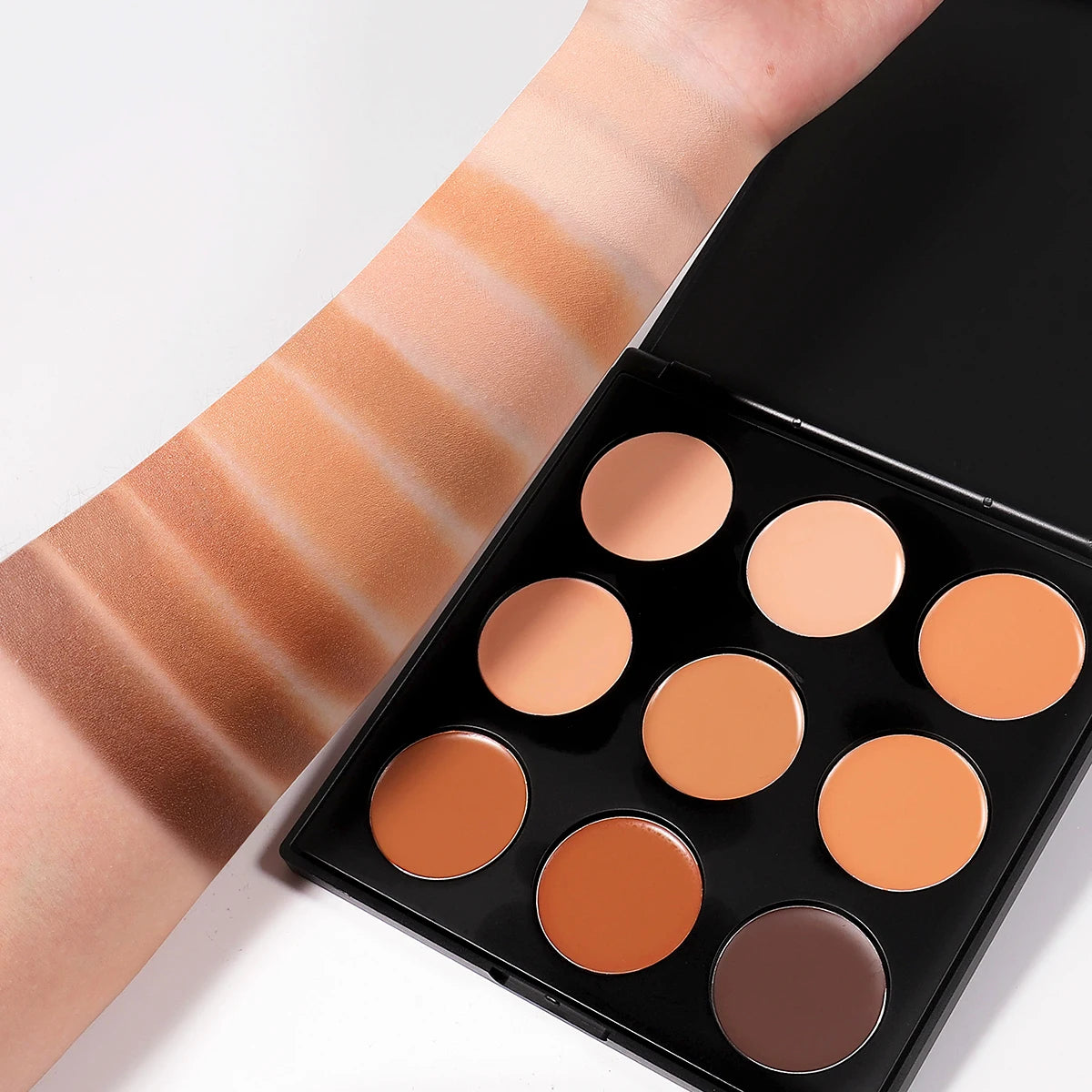 Palette Contouring 9 Teintes — Bronzer & Correcteur