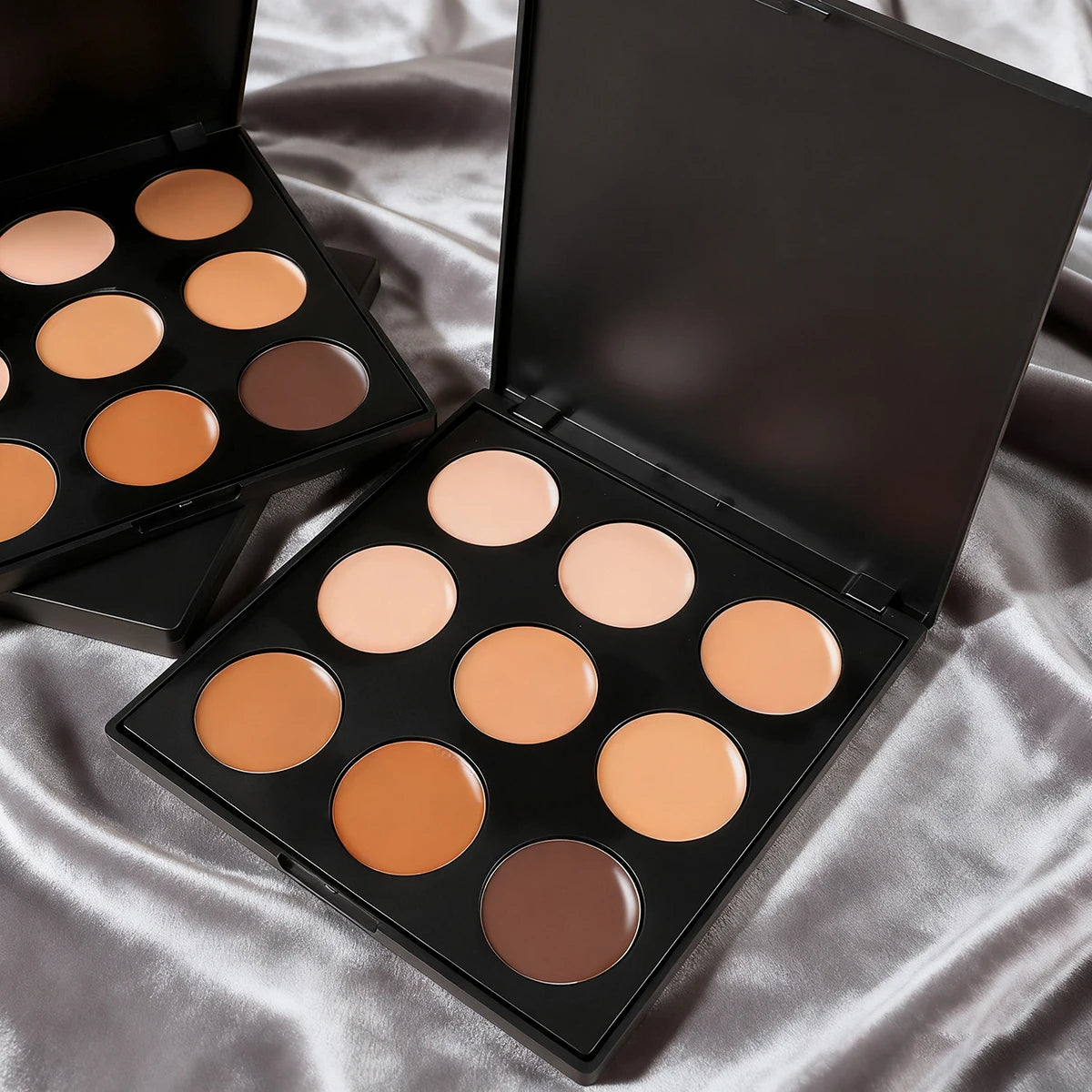 Palette Contouring 9 Teintes — Bronzer & Correcteur