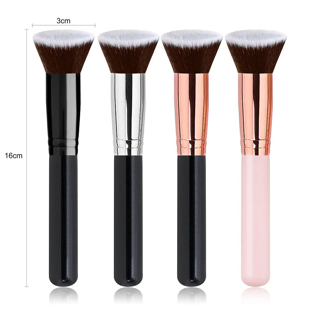 Pinceau Kabuki Plat — Application Fond de Teint & Contouring