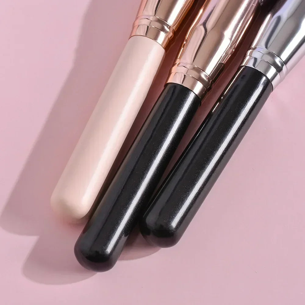 Pinceau Kabuki Plat — Application Fond de Teint & Contouring